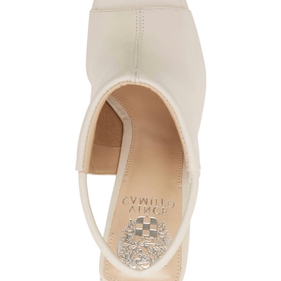 Heels - Picture 8 of 15